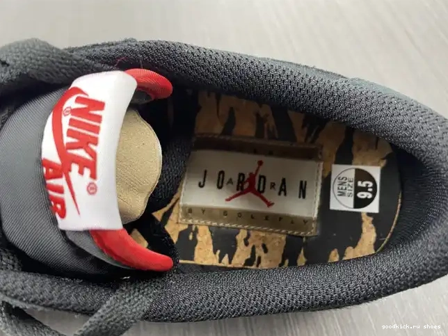 Rep SoleFly Carnivore x Low Jordan DN3400-001 1 Air 0615